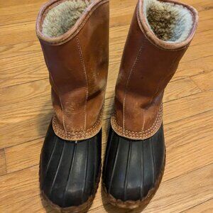 Vintage L.L. Bean women's winter boots, duck boot, Maine Hunting Shoe, SZ 8